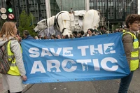 Definition & pronunciation of banner