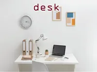 Definition & pronunciation of desk