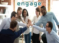 Definition & pronunciation of engage