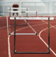 Definition & pronunciation of hurdle