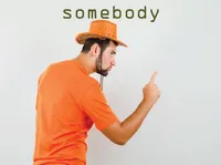 Definition & pronunciation of somebody