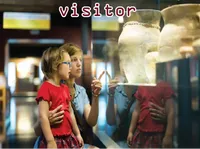 Definition & pronunciation of visitor